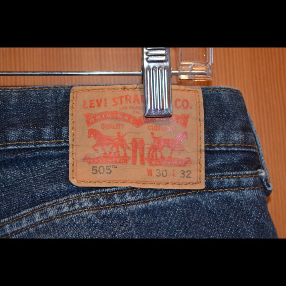 Levi’s 505 W 30  L 32 - Picture 3 of 4